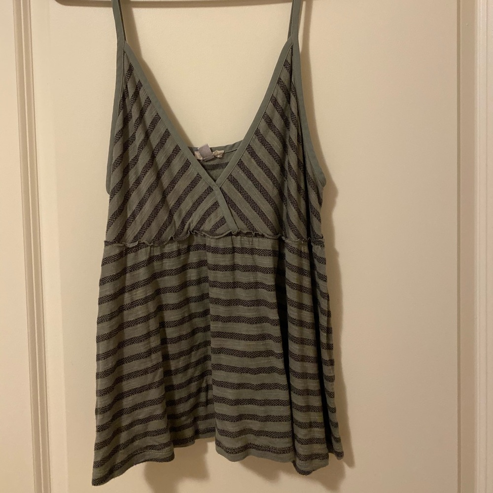 Army green Flowy Tank Top